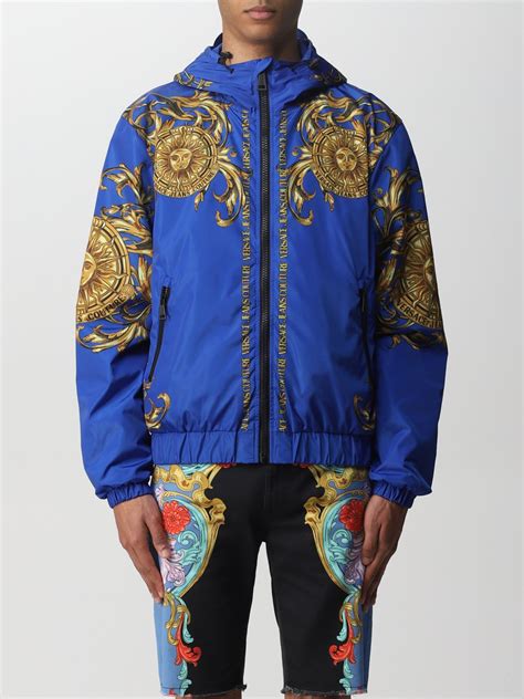 versace jeans winterjacke herren blau mit fell|Versace Jeans Couture Winterjacken für Herren jetzt online.